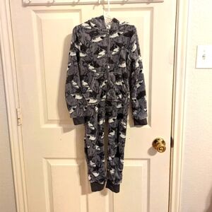 5/$20🩵 Championship Boy's Zip Up Hooded Pajama Shark Jumper